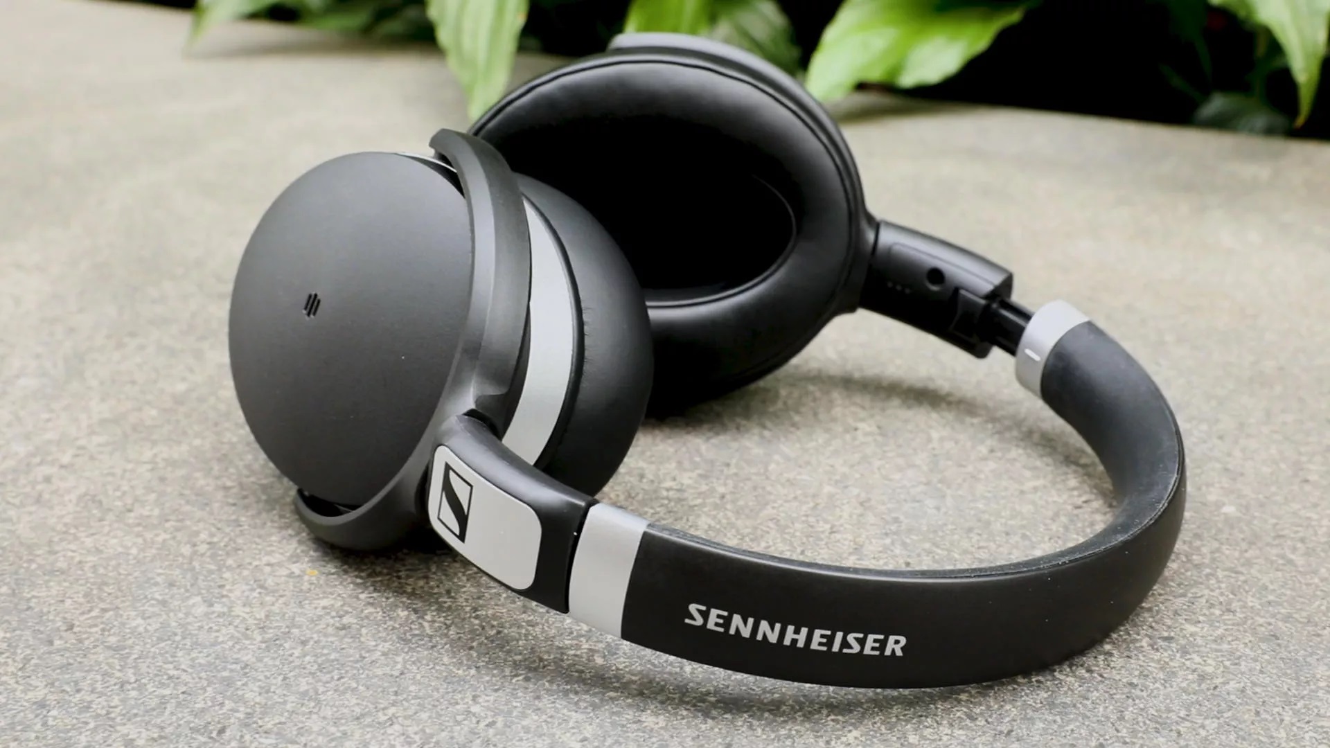 [Hướng dẫn sử dụng] Sennheiser HD 4.50 BTNC - TecHland - Số 1 Điện